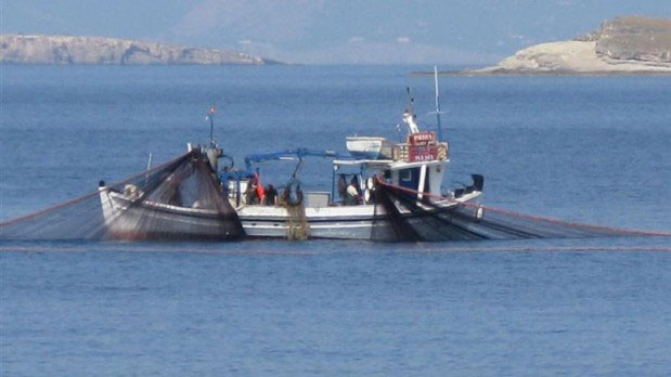 taxi-minivan-nea-michaniona